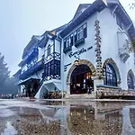 Elafos Hotel